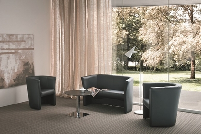 ARMCHAIR DUCA