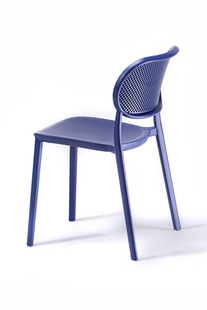 NUTA plastic chair