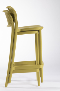 NUTA bar stool