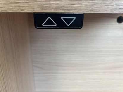 Ovladač Hand Switch pro výškově nastavitelný stůl