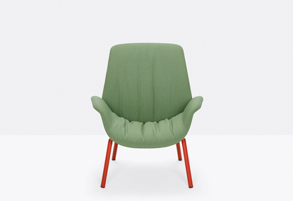 Upholstered armchair ILA 2023 