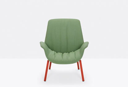 Upholstered armchair ILA 2023 