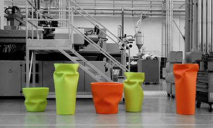 Flowerpot Saving / Space / Vase 